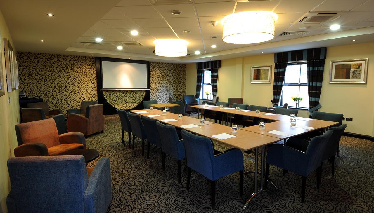 The Bluebell Hotel Neath Εξωτερικό φωτογραφία
